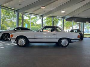 Image 12/25 de Mercedes-Benz 420 SL (1986)