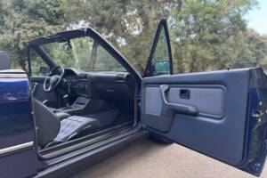Imagen 21/42 de BMW 325i (1991)