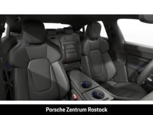Bild 12/14 von Porsche Taycan 4S (1900)