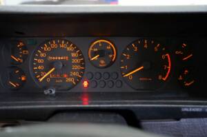 Image 26/49 of Mitsubishi Starion (1989)