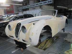 Image 41/50 de Jaguar XK 140 DHC (1957)