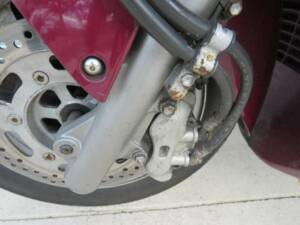 Bild 25/32 von Suzuki Burgman AN 250 (1998)