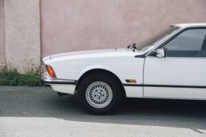 Bild 16/40 von BMW 633 CSi (1984)