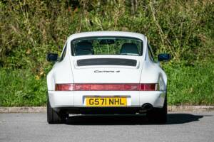 Image 7/38 of Porsche 911 Carrera 4 (1990)