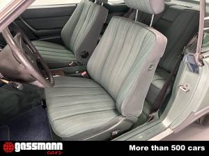 Image 12/15 of Mercedes-Benz 230 CE (1987)