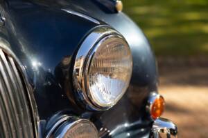 Image 28/50 de Jaguar Mk II 3.8 (1966)