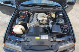 Image 30/47 of BMW 318is &quot;Class II&quot; (1994)