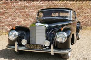 Image 44/50 of Mercedes-Benz 300 S (1953)