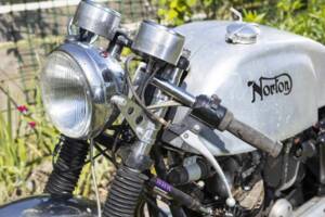 Image 13/26 of Norton Commando 920 (1976)
