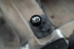 Imagen 36/50 de Mercedes-Benz 220 S (1967)