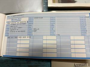 Image 50/50 of Mercedes-Benz E 200 (1993)