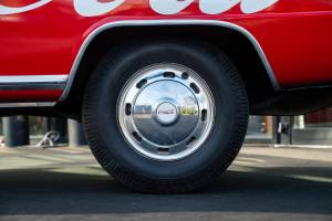 Image 18/45 of FIAT 1100 T2 (1970)
