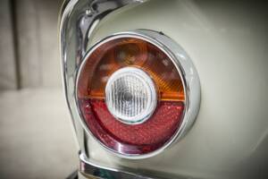 Bild 33/100 von Borgward P 100 2,3 Liter (1960)