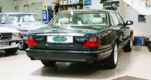 Bild 28/29 von Jaguar XJ6 3.2 Executive (1997)