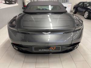 Afbeelding 7/18 van Aston Martin DB 11 Volante (2020)