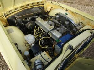 Image 11/50 of Triumph TR 6 (1971)