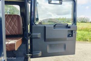 Imagen 28/39 de Land Rover Defender 90 (1997)