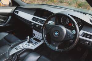 Immagine 17/35 di BMW M5 Touring (2007)