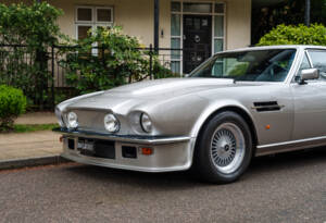 Afbeelding 9/30 van Aston Martin V8 Vantage X-Pack (1987)