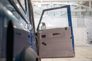 Image 32/86 de Land Rover Defender 110 Td5 (1999)