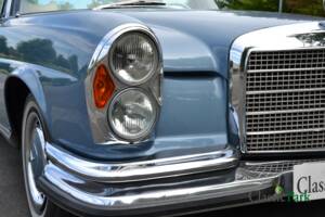 Bild 34/50 von Mercedes-Benz 280 SE 3,5 (1971)