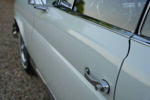 Image 37/50 of Mercedes-Benz 280 SE (1968)