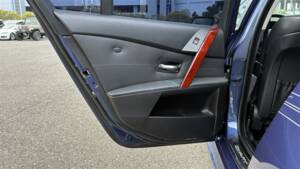 Immagine 21/62 di ALPINA B5 (2007)