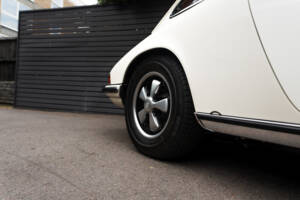 Image 72/78 of Porsche 911 2.0 E (1968)