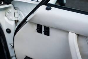 Bild 42/60 von Porsche 911 Carrera 3.2 (1987)