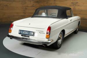 Imagen 10/19 de Peugeot 404 Cabriolet (1966)