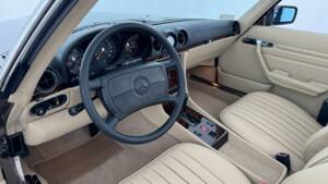Image 26/48 de Mercedes-Benz 560 SL (1989)