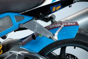 Image 15/50 de Aprilia DUMMY (2002)