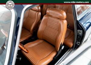 Image 8/15 of Alfa Romeo 2000 GT Veloce (1974)