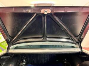 Bild 42/46 von Mercedes-Benz 220 D (1972)