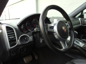 Imagen 39/97 de Porsche Cayenne Turbo (2011)