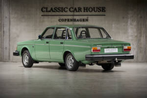Immagine 2/98 di Volvo 244 DL (1975)