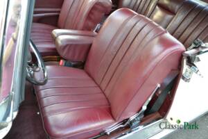 Image 18/50 of Mercedes-Benz 250 SE (1966)