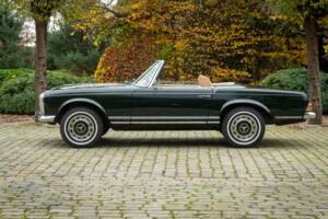 Imagen 2/30 de Mercedes-Benz 250 SL (1967)