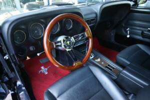 Image 45/50 of Ford Mustang 302 (1969)