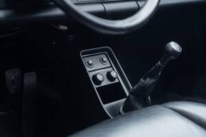 Image 58/68 of Porsche 911 Speedster 3.2 (1989)