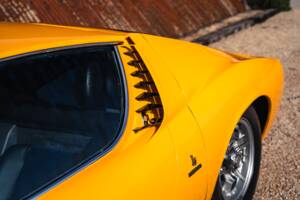 Afbeelding 46/56 van Lamborghini Miura P 400 S (1969)
