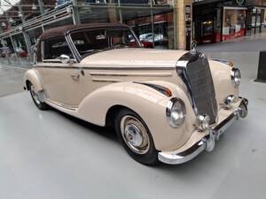 Bild 18/26 von Mercedes-Benz 220 Cabriolet A (1953)