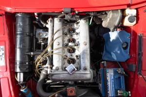Image 12/43 of Alfa Romeo Junior Zagato GT 1300 (1972)