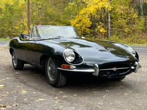 Image 1/47 de Jaguar E-Type (1968)