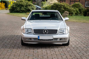Bild 8/38 von Mercedes-Benz SL 500 (2000)