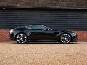 Bild 17/74 von Aston Martin V12 Vantage (2012)