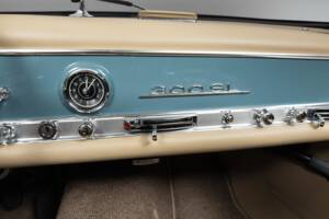 Image 32/42 de Mercedes-Benz 300 SL &quot;Papillon&quot; (1957)