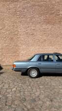 Image 11/147 de Mercedes-Benz 450 SEL 6,9 (1976)