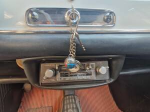 Image 15/15 of FIAT 600 D (1962)