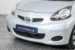 Image 18/48 of Toyota Aygo (2010)